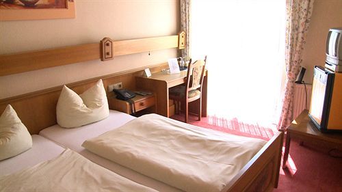 Hotel Zum Neuen Schwan Walluf Zewnętrze zdjęcie