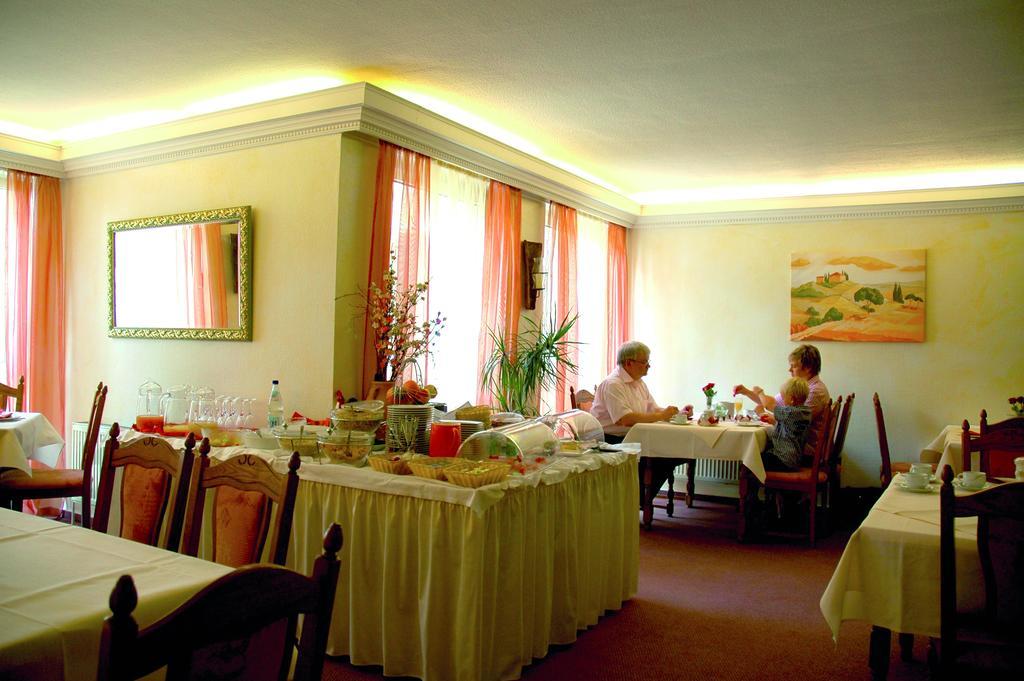 Hotel Zum Neuen Schwan Walluf Zewnętrze zdjęcie