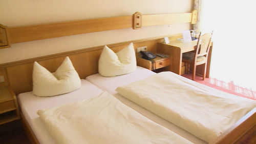 Hotel Zum Neuen Schwan Walluf Zewnętrze zdjęcie