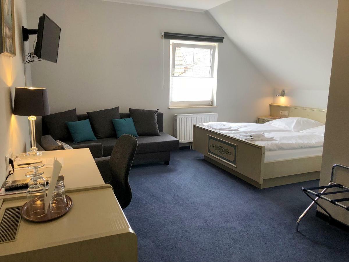 Hotel Zum Neuen Schwan Walluf Zewnętrze zdjęcie