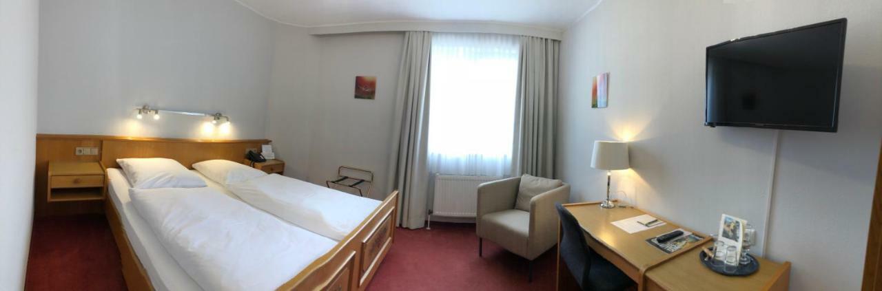 Hotel Zum Neuen Schwan Walluf Zewnętrze zdjęcie